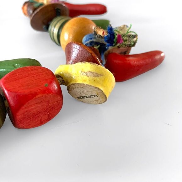 Vintage Mexican Folk Art Clay Wood Necklace - Picture 8 of 9